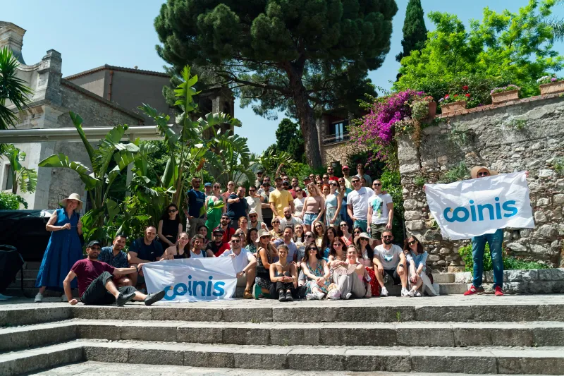 Estitor tim grupna fotografija sa team buildinga Estitor tim grupna fotografija sa team buildinga